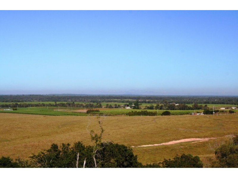 17 Awinya Court, Urraween QLD 4655
