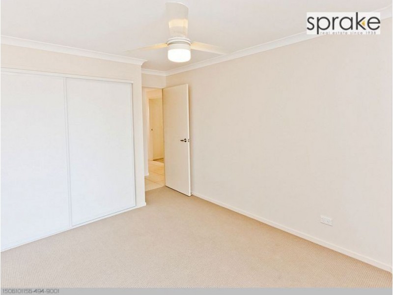 1/12 Endeavour Way, Eli Waters QLD 4655