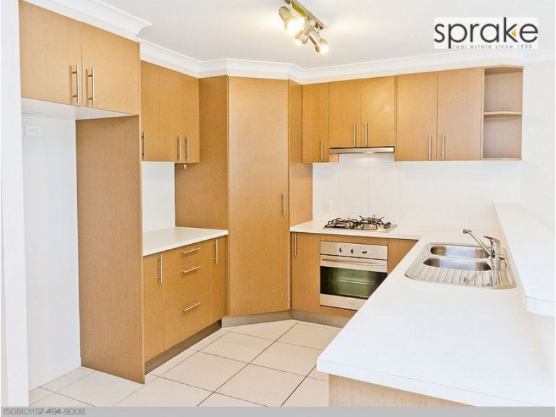 1/12 Endeavour Way, Eli Waters QLD 4655