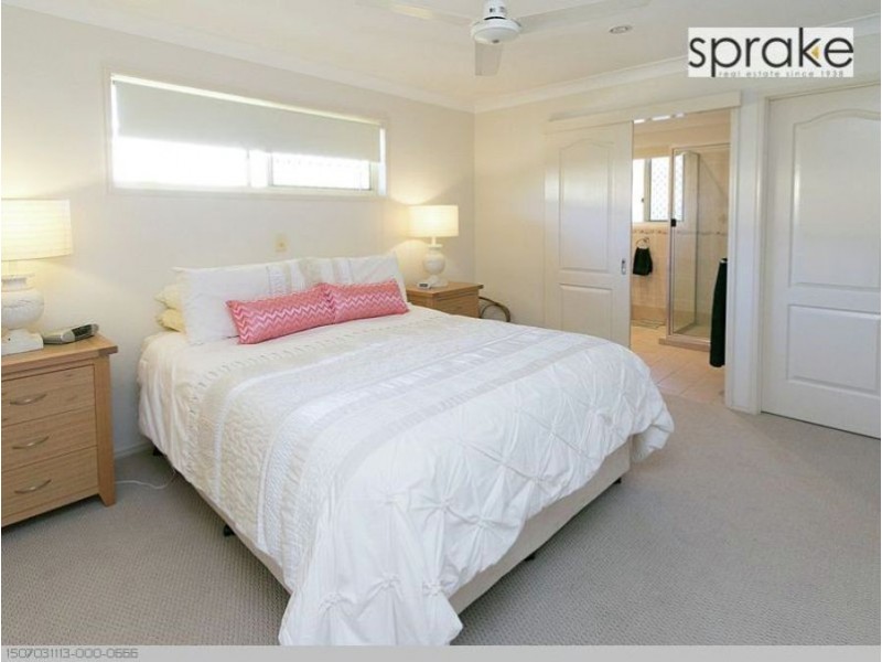 62 Wattle Street, Point Vernon QLD 4655