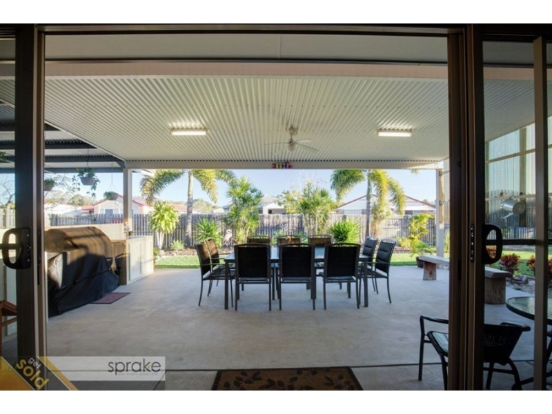 6 Genoa Court, Point Vernon QLD 4655