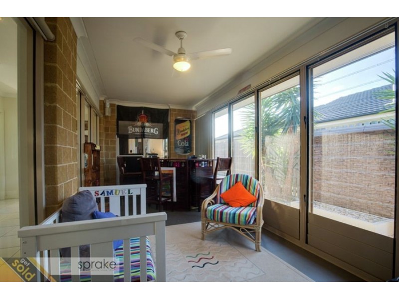 6 Genoa Court, Point Vernon QLD 4655