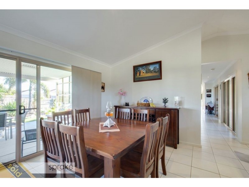 6 Genoa Court, Point Vernon QLD 4655