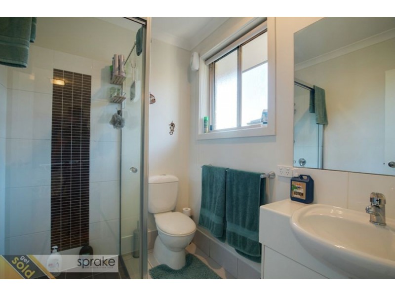 6 Genoa Court, Point Vernon QLD 4655