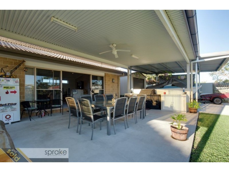 6 Genoa Court, Point Vernon QLD 4655
