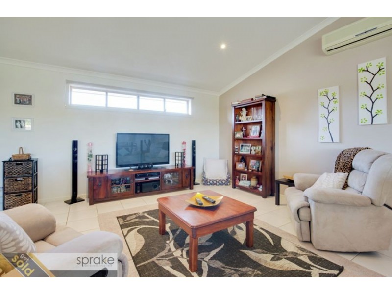 6 Genoa Court, Point Vernon QLD 4655