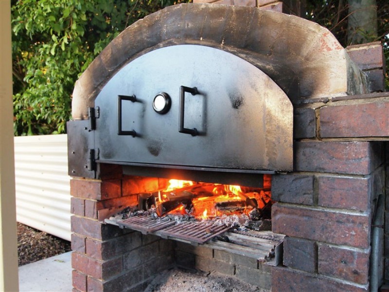 211 Cypress Street, Urangan QLD 4655