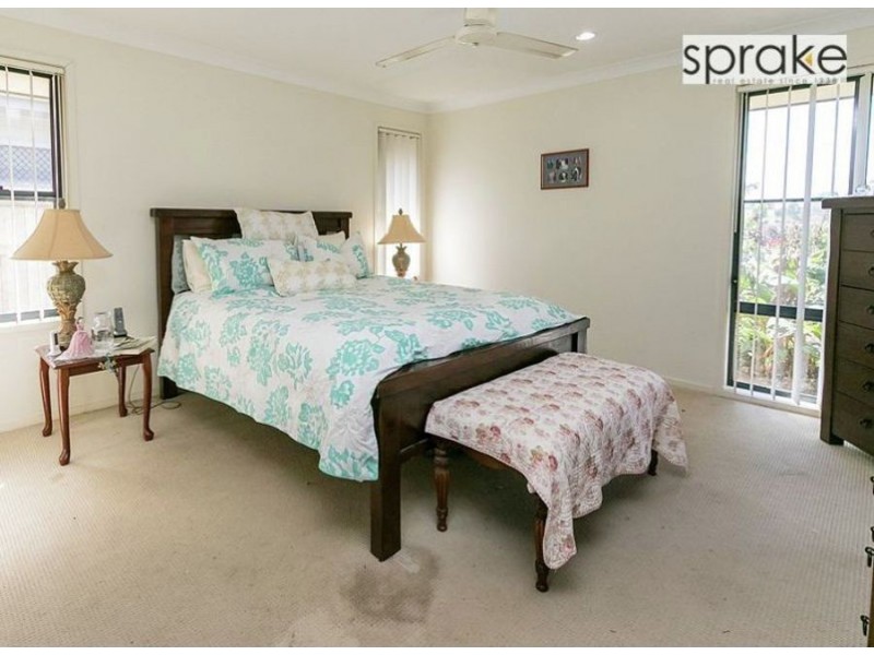 16 Golden Grove Court, Eli Waters QLD 4655