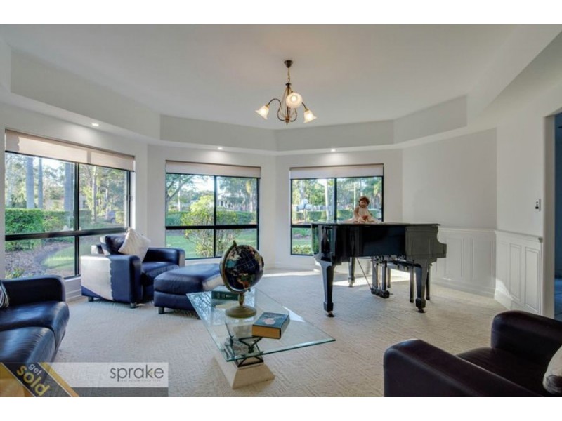 10 Windemere Road, Wondunna QLD 4655