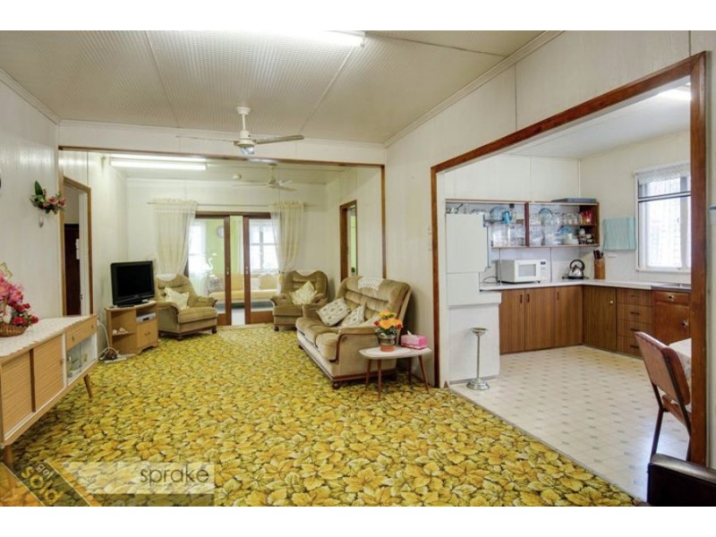 17 Queens Road, Scarness QLD 4655