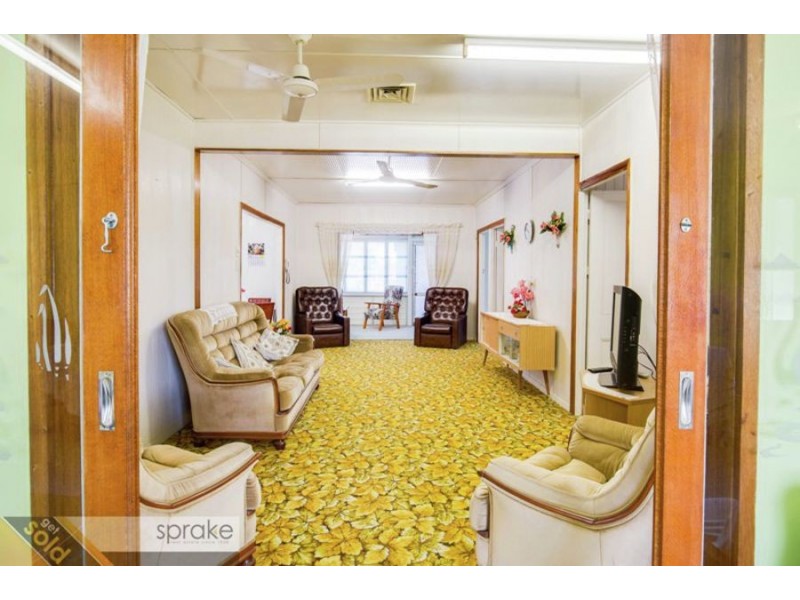 17 Queens Road, Scarness QLD 4655