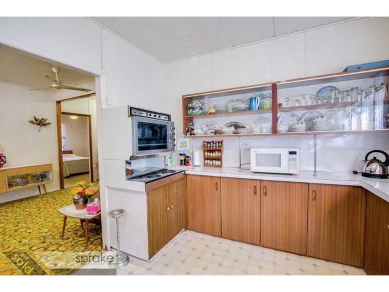 17 Queens Road, Scarness QLD 4655