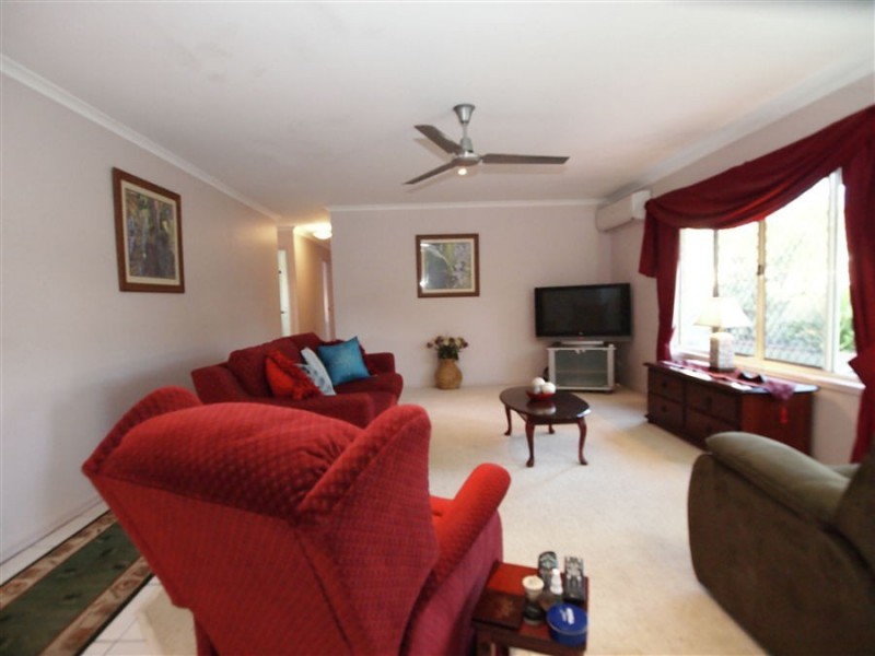 30 Blue Water Road, Booral QLD 4655