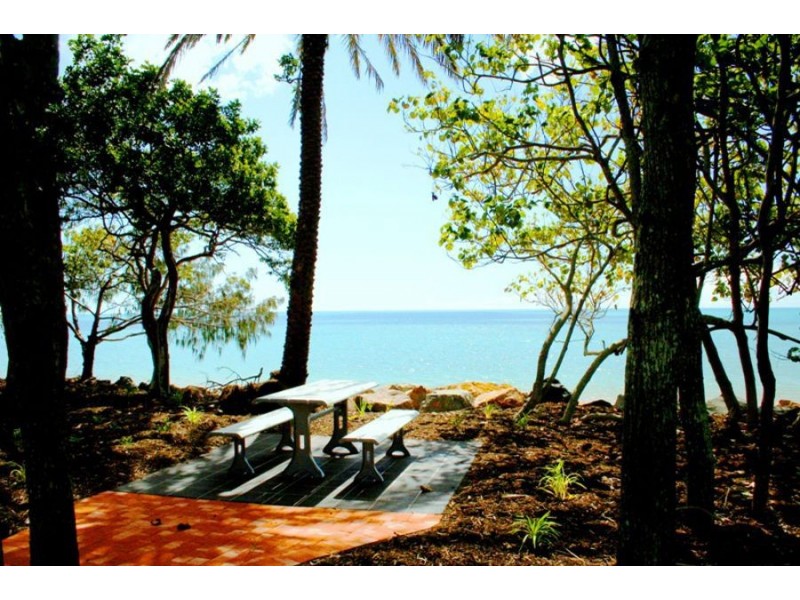 99 Torquay Road, Scarness QLD 4655