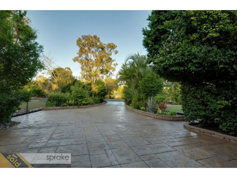 45 Wellington Crescent, Wondunna QLD 4655