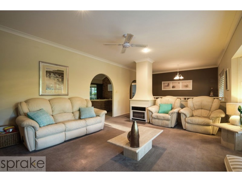 45 Wellington Crescent, Wondunna QLD 4655