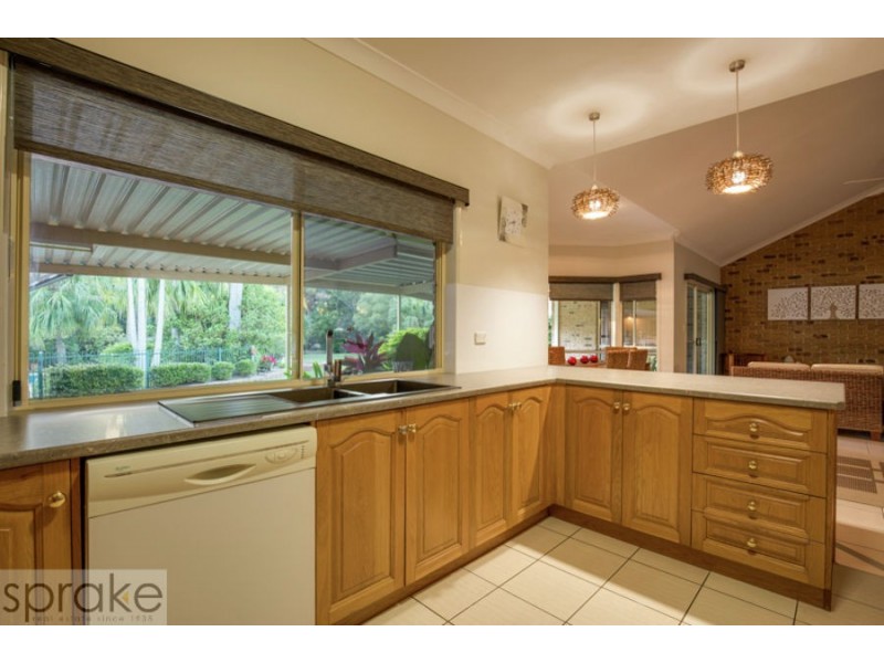 45 Wellington Crescent, Wondunna QLD 4655