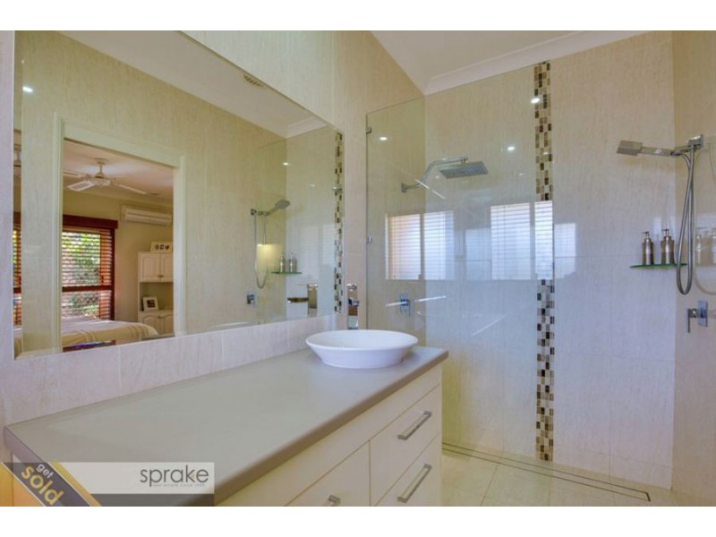 45 Wellington Crescent, Wondunna QLD 4655