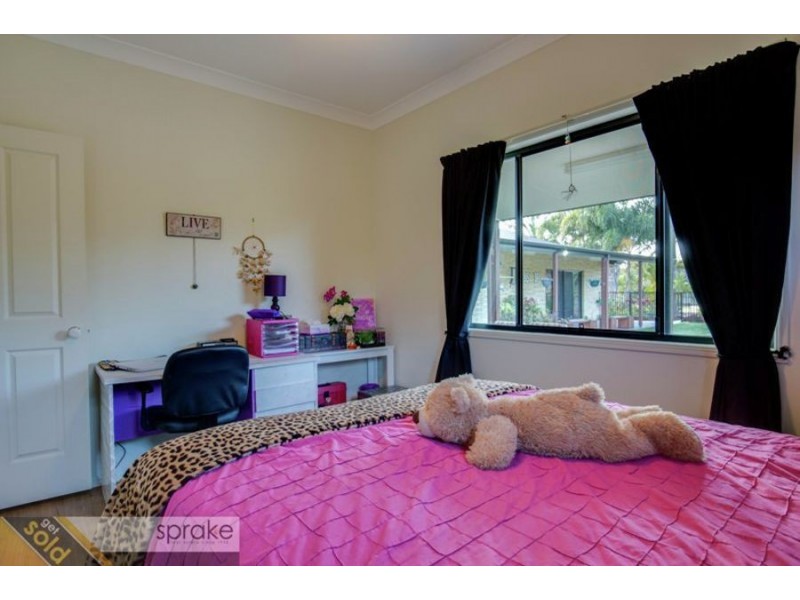 8 Montuna Court, Wondunna QLD 4655