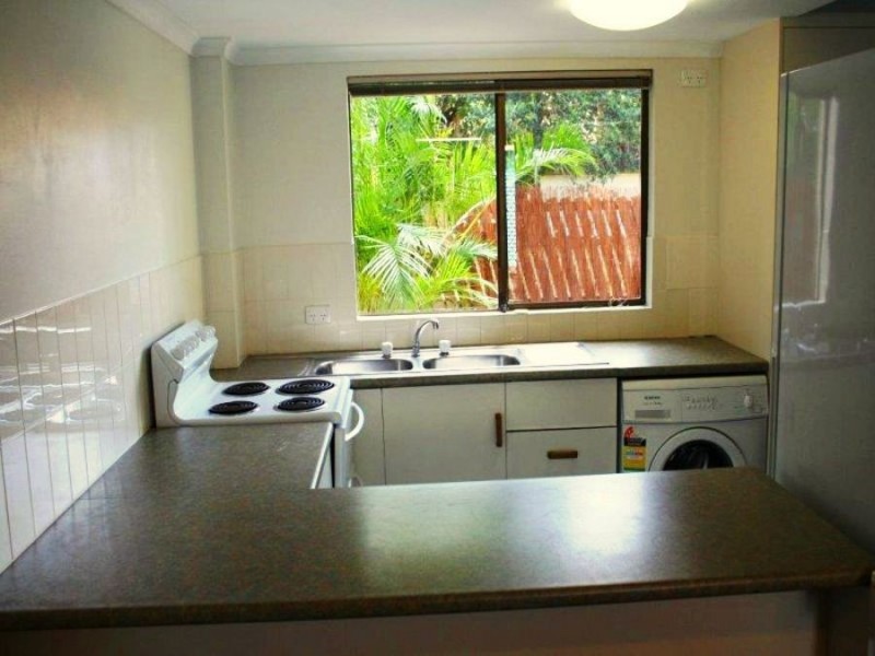 9/10 Mckean Road, Scarness QLD 4655