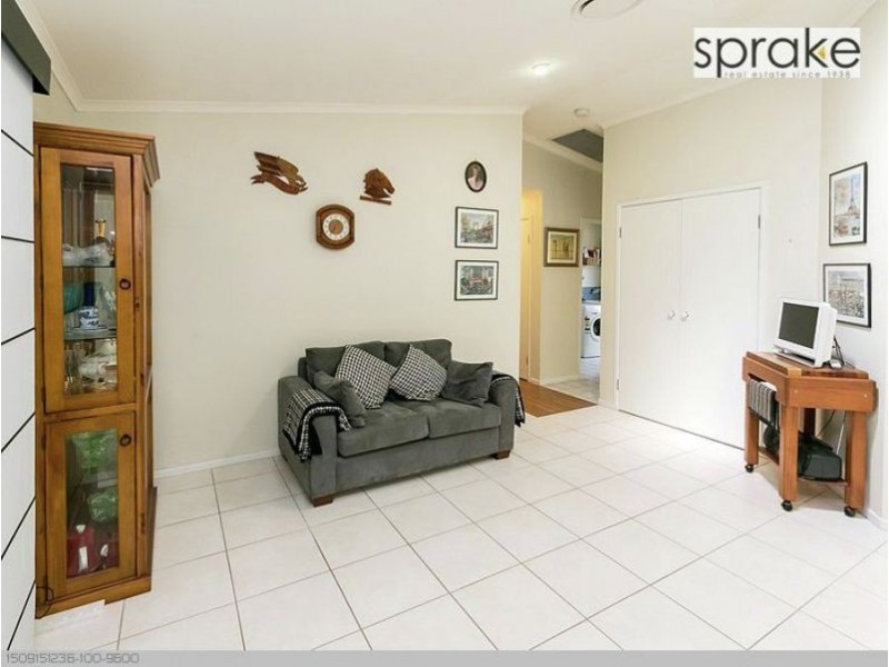 16 Oceanview Street, Point Vernon QLD 4655