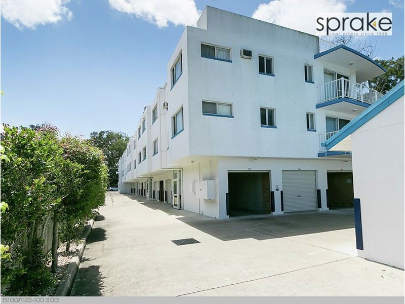 12/407 Esplanade, Torquay QLD 4655