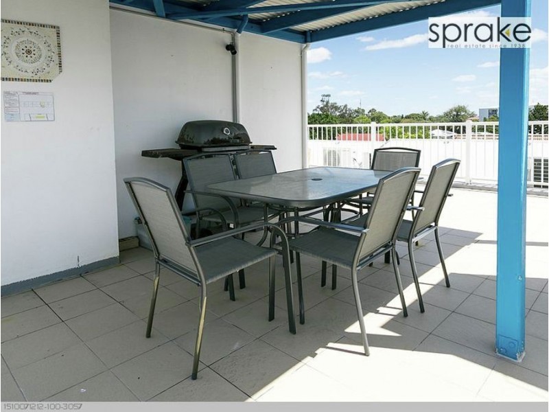 12/407 Esplanade, Torquay QLD 4655
