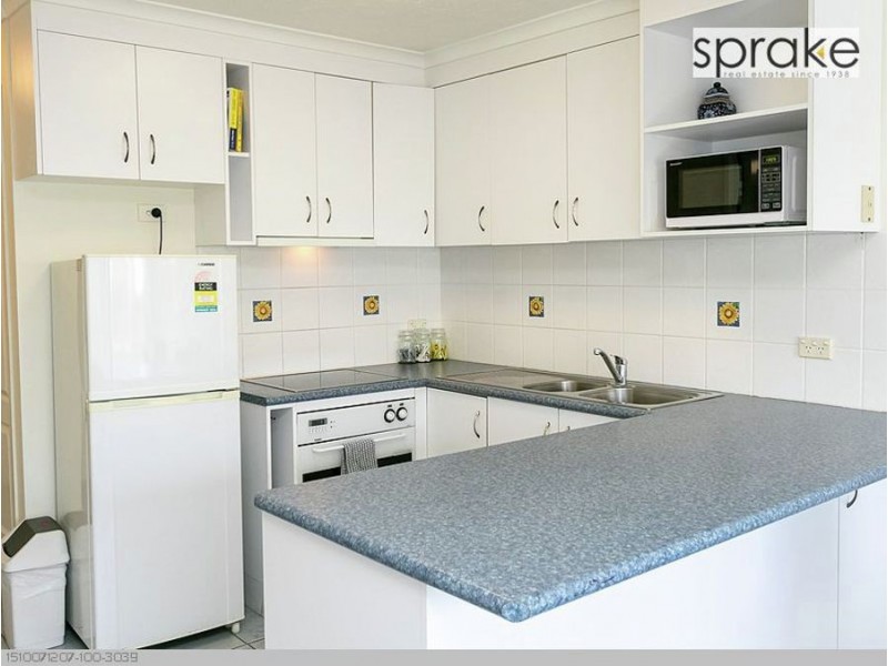 12/407 Esplanade, Torquay QLD 4655