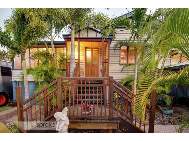 209 Torquay Terrace, Torquay QLD 4655