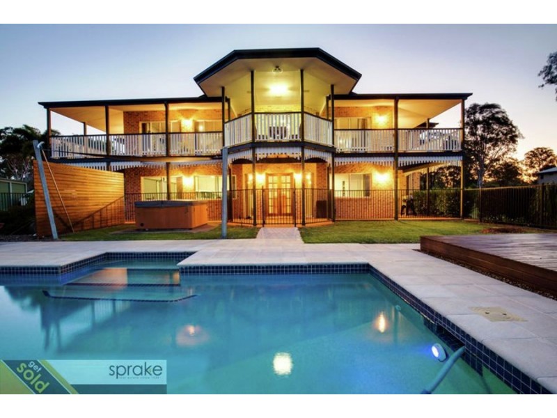 25 Francis Avenue, Booral QLD 4655