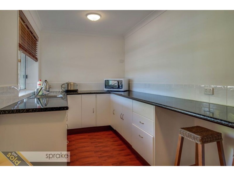 25 Francis Avenue, Booral QLD 4655