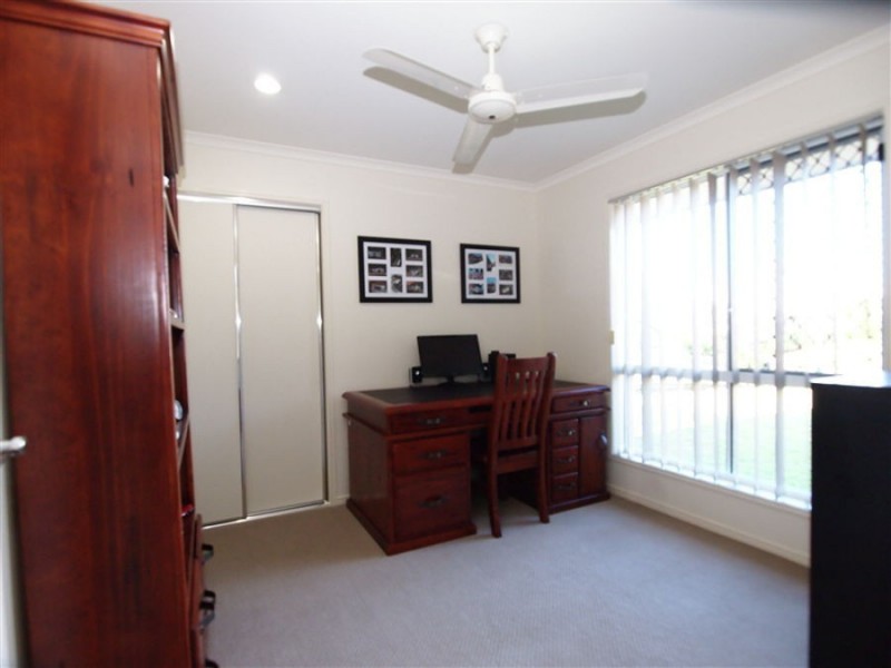 11 Picadilly Circuit, Urraween QLD 4655