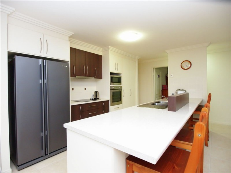 11 Picadilly Circuit, Urraween QLD 4655