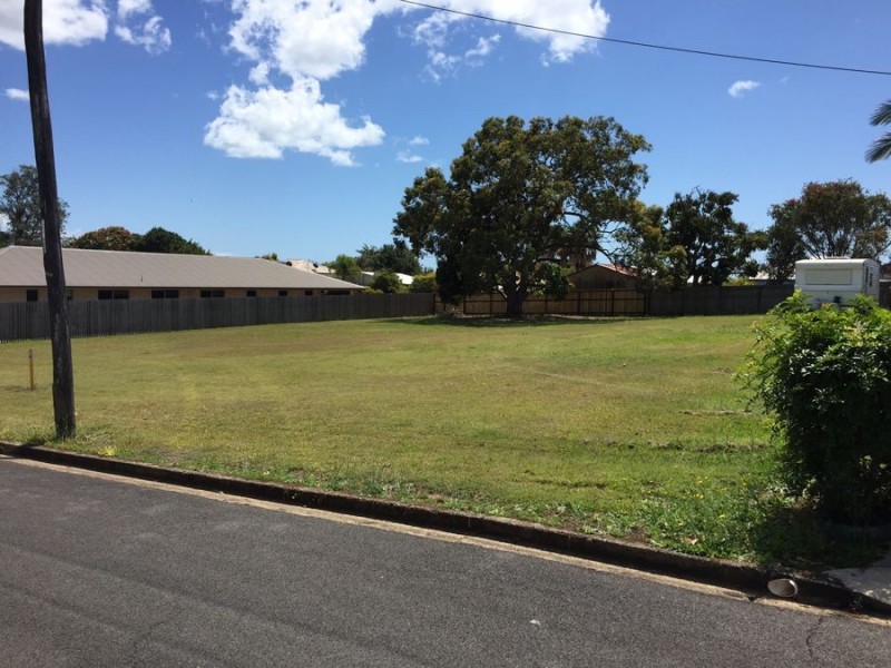 19 John Street, Scarness QLD 4655