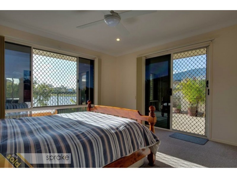 24 Banks Court, Torquay QLD 4655
