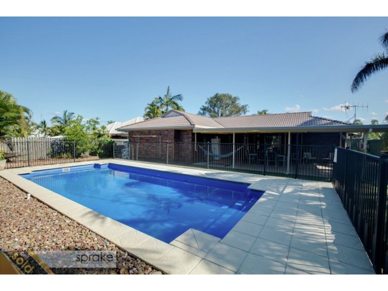 1 Alma Court, Urangan QLD 4655
