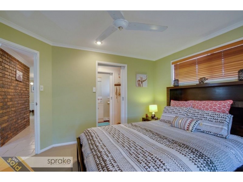 1 Alma Court, Urangan QLD 4655