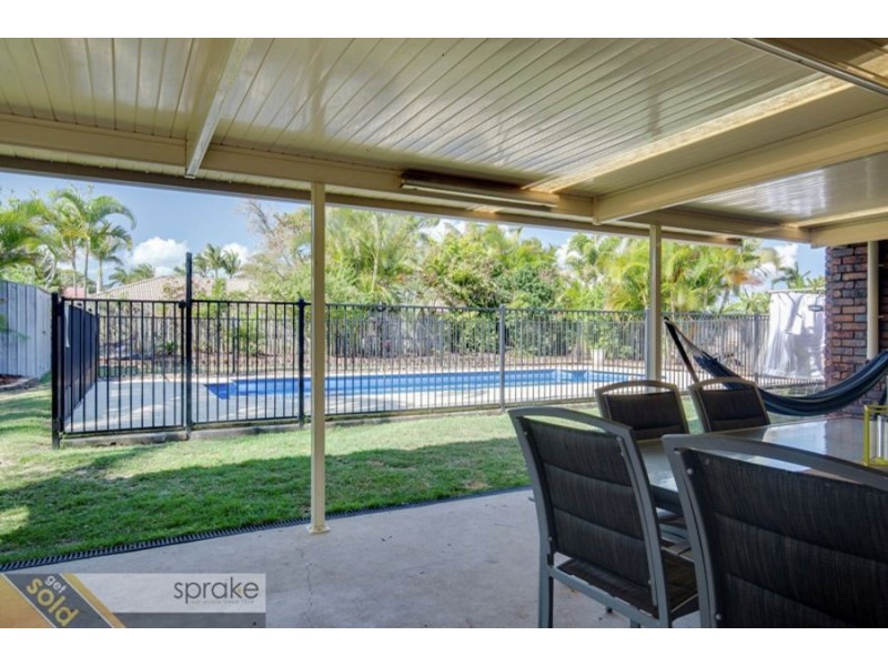 1 Alma Court, Urangan QLD 4655