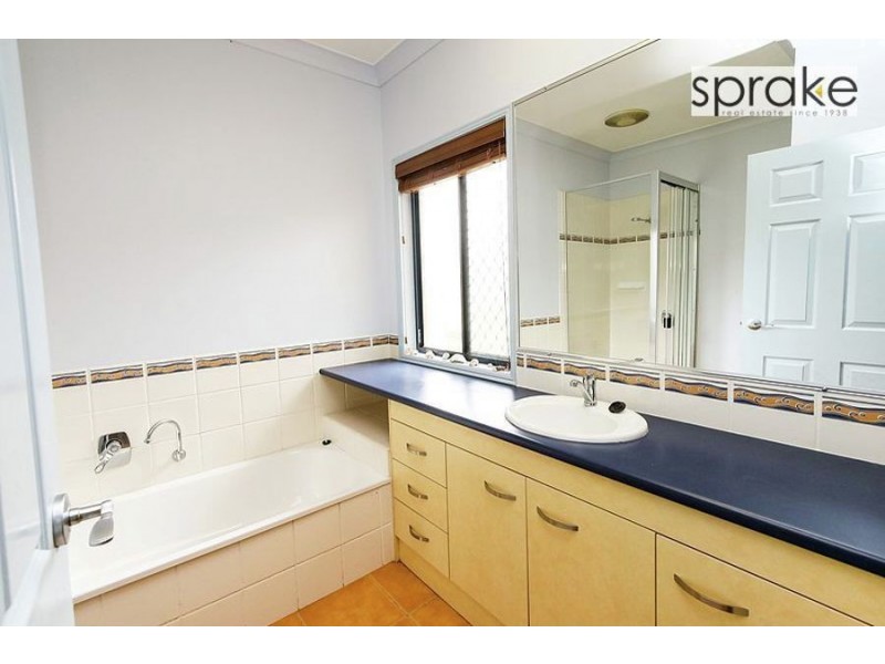 217 Esplanade, Pialba QLD 4655
