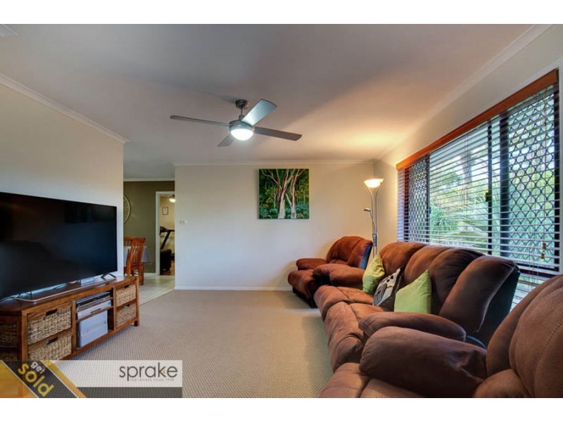95 Garden Drive, Urangan QLD 4655