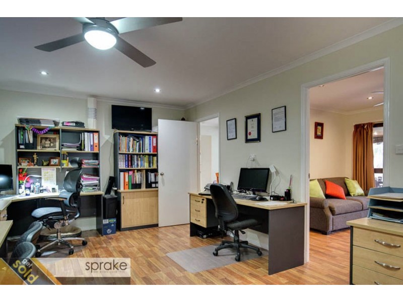 95 Garden Drive, Urangan QLD 4655