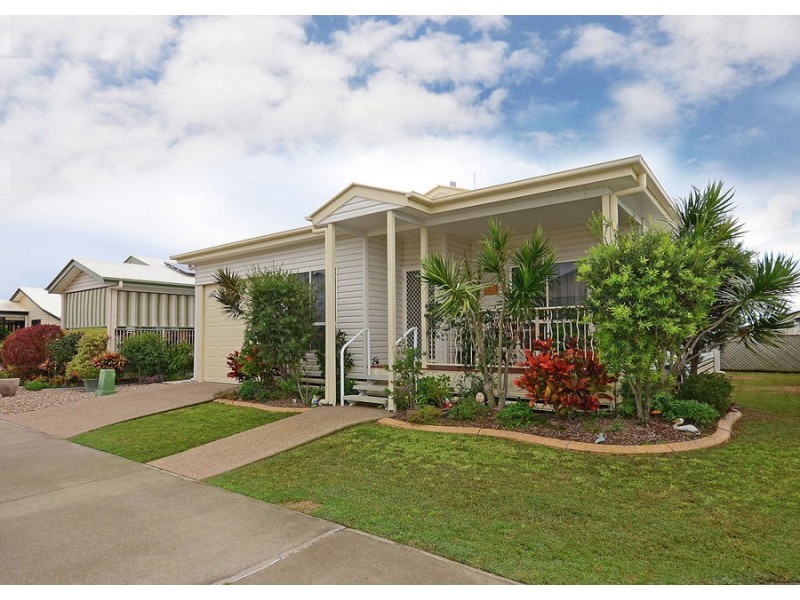 271 Seashore Avenue, Golden Shores, Pialba QLD 4655