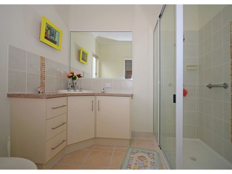 271 Seashore Avenue, Golden Shores, Pialba QLD 4655