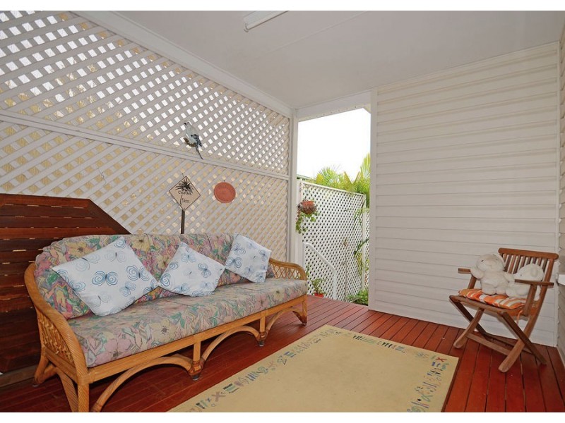 271 Seashore Avenue, Golden Shores, Pialba QLD 4655