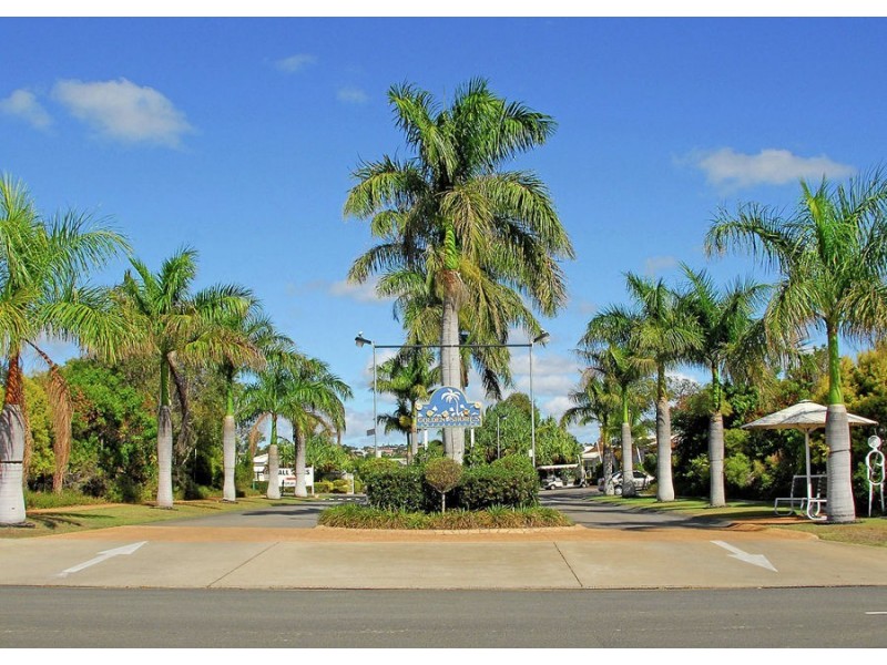 271 Seashore Avenue, Golden Shores, Pialba QLD 4655