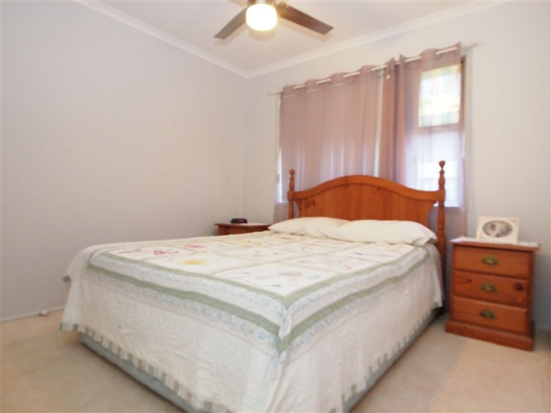 124 Hammond Street, Urangan QLD 4655