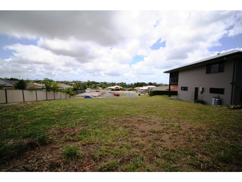 41 Turrum Street, Scarness QLD 4655