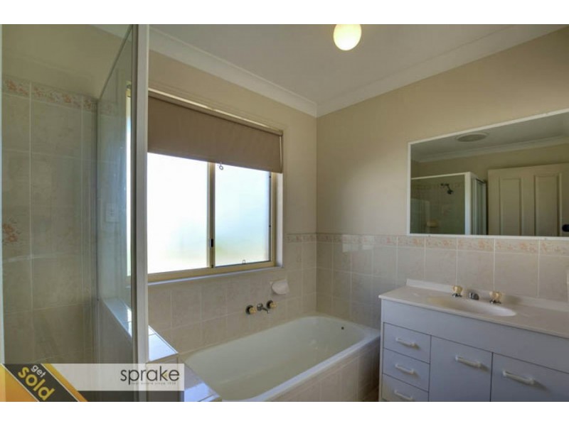 15 Goroka Street, Kawungan QLD 4655