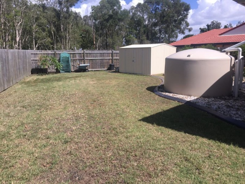 16 Jewel Court, Urangan QLD 4655