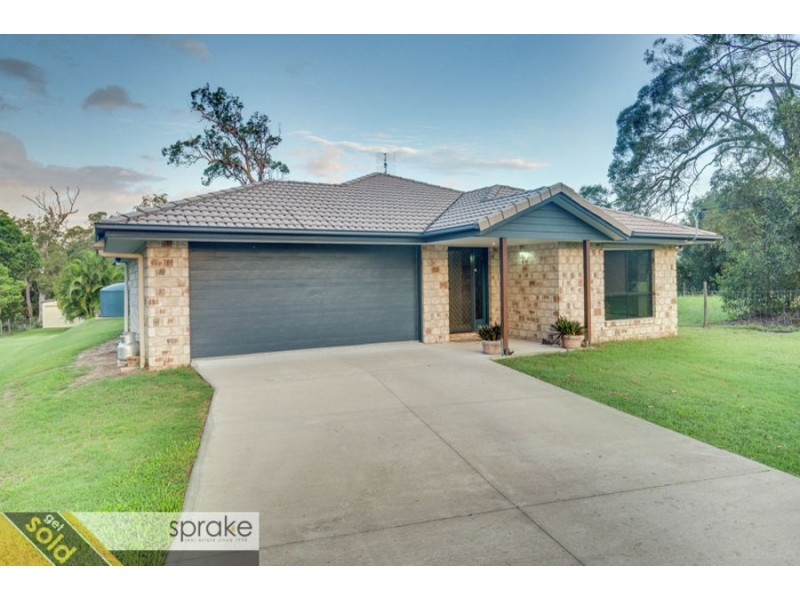 32 Beacon Road, Booral QLD 4655